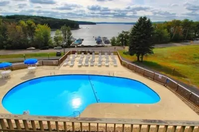 Image de 1-Bedroom Condo near Lake Wallenpaupack