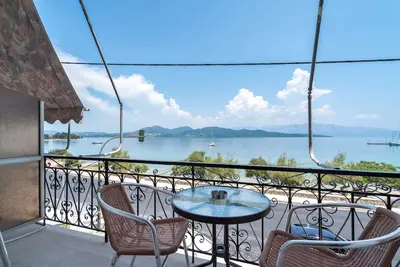 Image de Chambre 'Double Vue sur Mer 7' avec Vue sur Mer, Wi-Fi et Climatisation