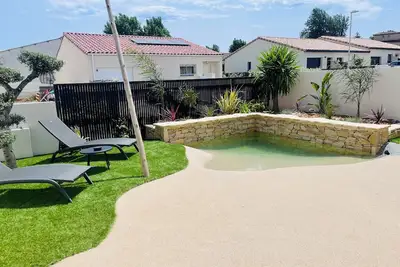Image de Villa avec mini piscine lagon, 15 minutes des plages!