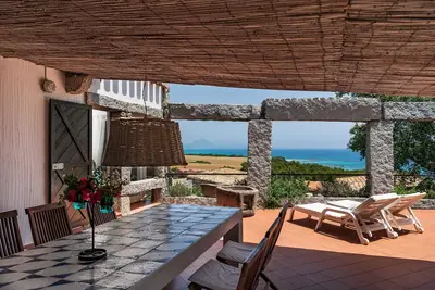 Villa 'Casa 23' avec vue sur mer, terrasse privée et climatisation