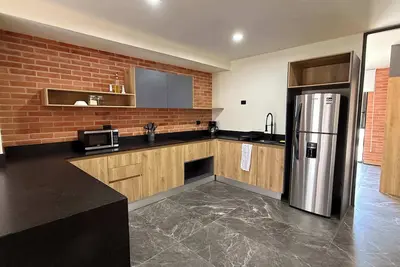 Image de City Gateaway w/Rooftop & Infinity Pool | Duna S.