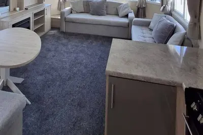 Image de Experience Coastal Bliss: Your Perfect Caravan Getaway at Lido Beach, Prestatyn!
