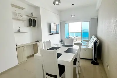 Image de Ocean View, El Laguito 3 bedroom apartment