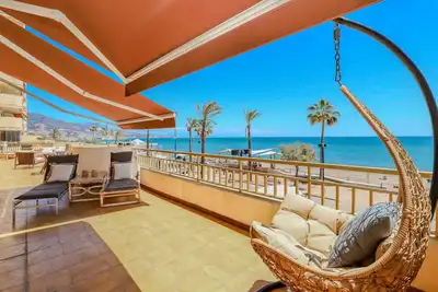 Image de Appartement en première ligne de plage - Fuengirola