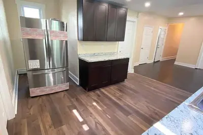 Image de Charming 2-bedroom apartment in Irvington with WiFi