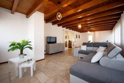 Image de Two bedroom apartment with garage, Dongo - Larihome A56