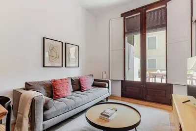 Image de Blueground | El Raval, terrace, nr Plaça Catalunya