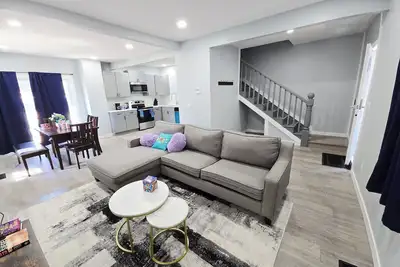 Image de 3-Bedroom House Close to Pacific University