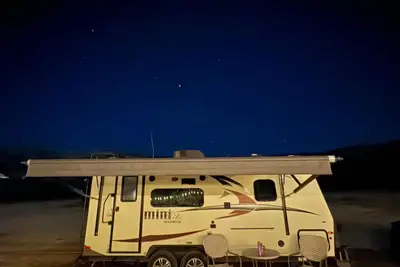 Image de Fantastic Little Rv with Ac in charming Exeter