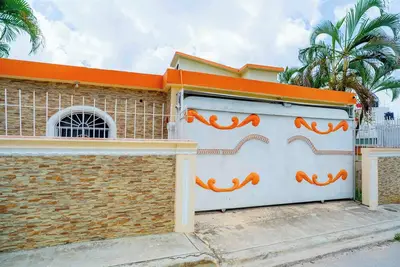 Image de Charming 3-bedroom house with wifi and Ac in Higuey, have a local experience! !