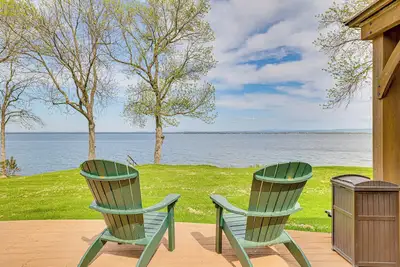 Image de Lake Champlain Family Retreat w/ Deck & Yard