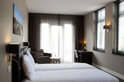 Image de Recharge Near the Ocean with Comfort! Free Breakfast, Balcony, Parking!