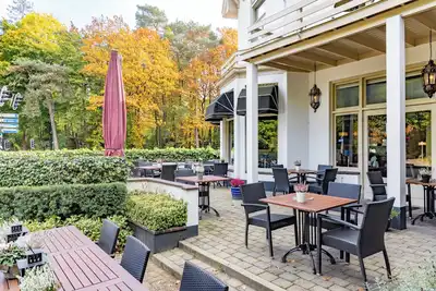 Image de Ride and Relax with Free Parking and Trail Access Near Julianatoren Amusement