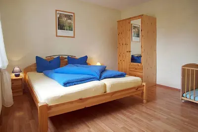 Image de Appartement 'Drewitzer See, 40qm' avec terrasse privée, jardin partagé et Wi-Fi