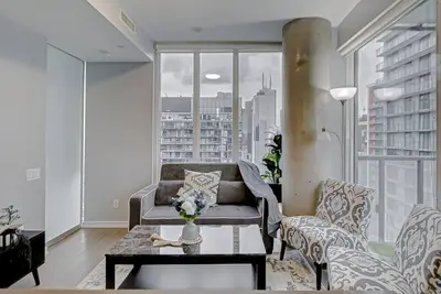 Image de The skyline Retreat by Instant suites.