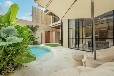 Image de Tropical Villa 130m2 with pool in Canggu-Pererenan. 2br, Ac, garden and living.