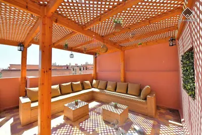 Luxe Villa met Privézwembad & Dakterras – 4 Slaapkamers in Marrakech