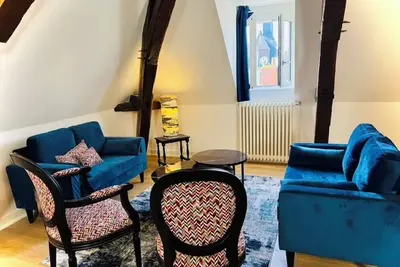 Image de L'Horloge, Logement charmant au pied du château