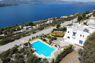 Image de Breathtaking Seaview Villa with Pool near Athens