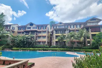 Image de 3-bedroom Nature Stay with Wi-Fi & Swimming Pool in Kota Damansara, Pj near Mrt