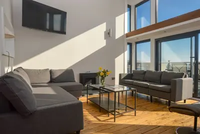 Image de Cliff Top - Bubbling Springs - spectacular sea views. Sleeps 4 guests