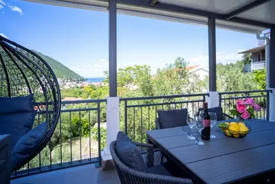 Image de Beautiful 2-Bedroom Apartment in Trpanj