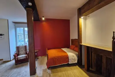 Image de Charmant studio à la ferme (rouge)