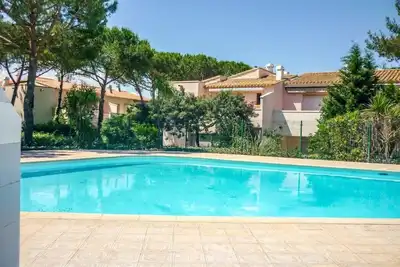 Image de Eureka 109 - 6 personnes - Piscine et Jardin - Village Naturiste et Plages