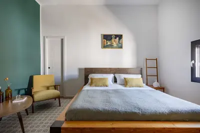 Image de Rare House with Terrace in the Historic Center