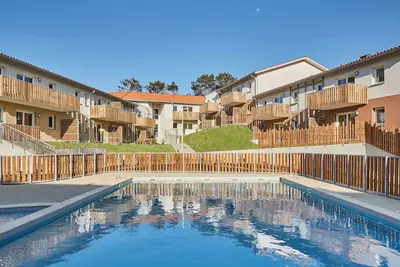 Image de Appartement spacieux pour 8 | Près de la plage