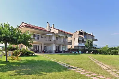 Villa Iris 2 by RentalsPro