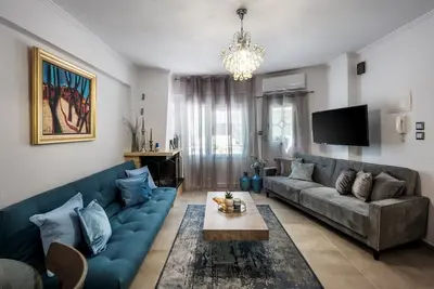 Image de GnG Apartment 2 by RentalsPro - Nea Flogita