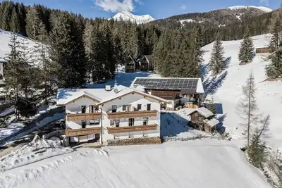 Image de Appartement 'Obermüllerhof 1' avec vue sur les montagnes, jardin partagé et Wi-Fi