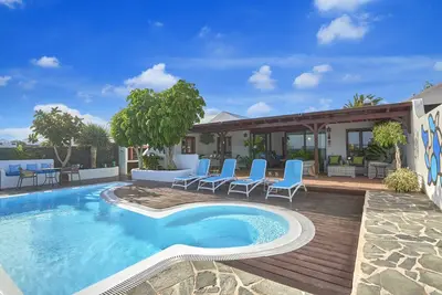 Image de Villa de vacances 'Casa Petra Peaceful and Private' avec piscine privée, Wi-Fi et climatisation