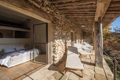 Image de Authentic Renovated Sheephold in Provence