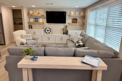 Image de “A Buoy & a Gulls dream” Spacious 5-bedroom house in charming Wells beach Maine