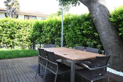 Image de M433 - Marcelli, spacious three-room apartment with garden