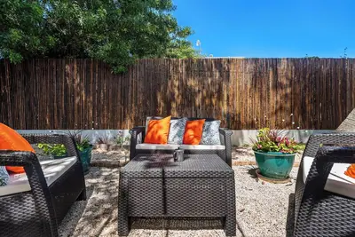 Image de Levittown Onyx: A Jazzy 2-Bedroom Apartment in Toa Baja with WiFi, Ac