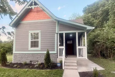 Image de Spacious Brand new home just minutes from downtown, & Indy 500!