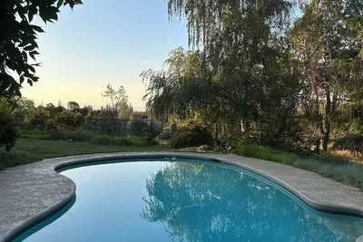 Image de 3-bedroom house in peaceful Redding with pool and Ac. Enjoy your stay