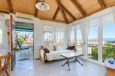 Image de Appartement de deux chambres avec la terrasse et la vue sur le mer Supetar, Brac (A-22123-a)