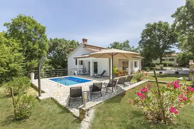 Image de Maison pour la famille avec la piscine Kapelica, Labin (K-24509)