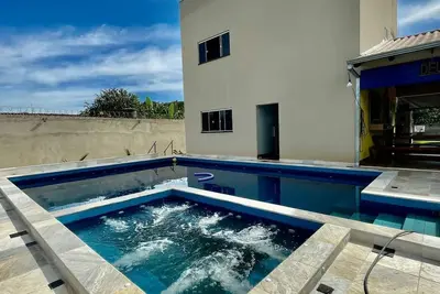Image de Luxury mansion 5km from the center, pet friendly.