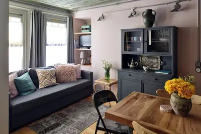 Image de Charming 2-bedroom house with WiFi and Ac in vibrant Istanbul