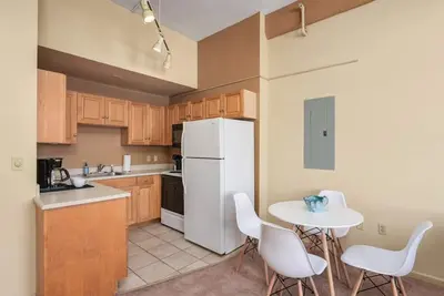 Image de Downtown Suite | One level | Free Parking