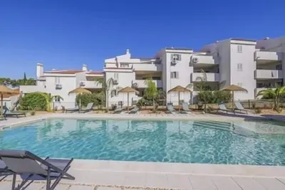 2 bed renovated apartment in vale do lobo Faro Algarve