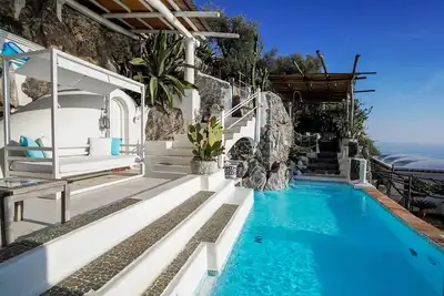 Image de Villa à Praiano avec 4 chambres à coucher, 8 couchages