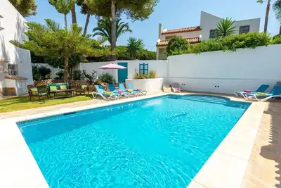Image de Montevistas Retreat - Cycling, Hiking, Relaxation, Yoga, 25 Minutes Valencia