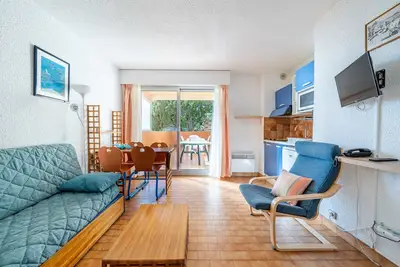 Image de Studio 4 personnes avec Wi-Fi, vue mer