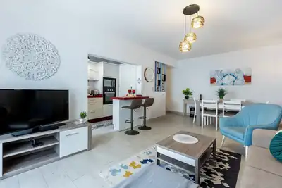 Image de Condo rénové au bord de la piscine - Au coeur de Carvoeiro!